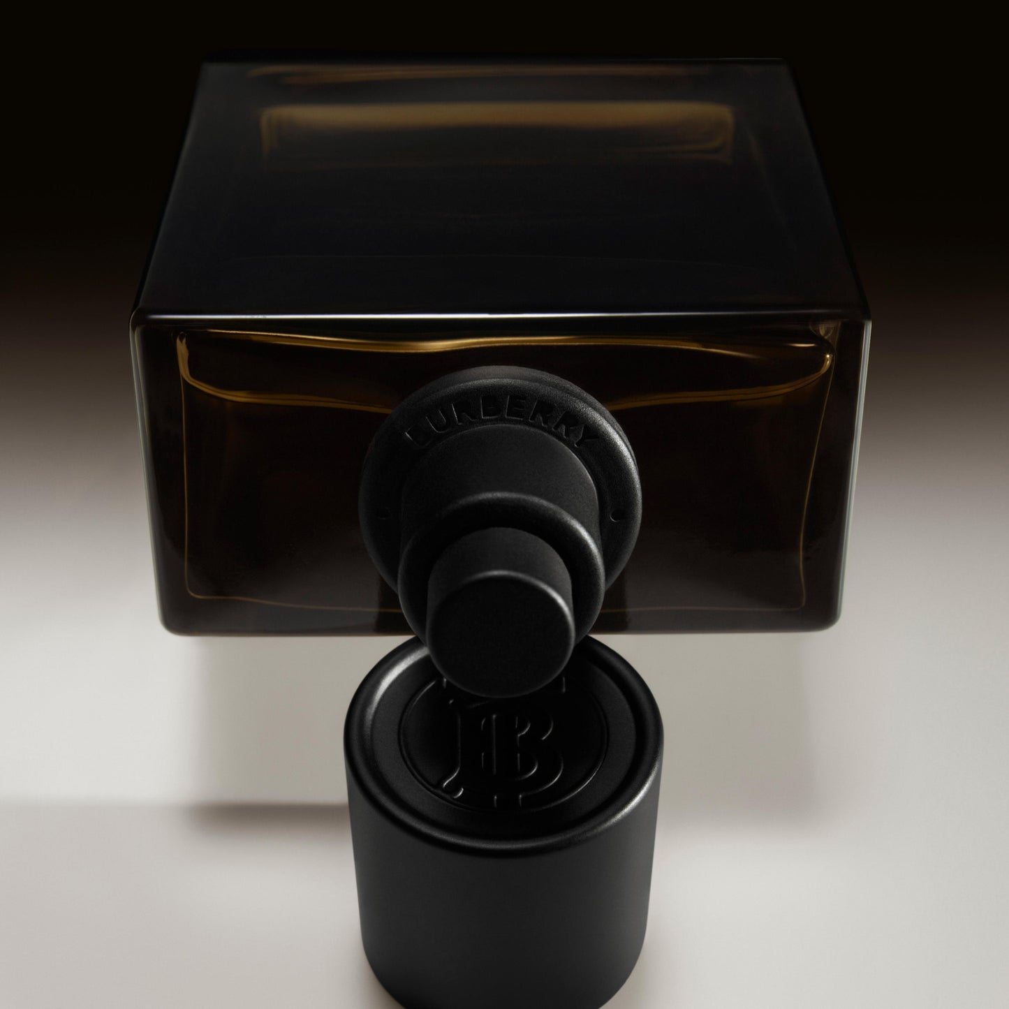 Burberry Hero Parfum Intense Ricarica