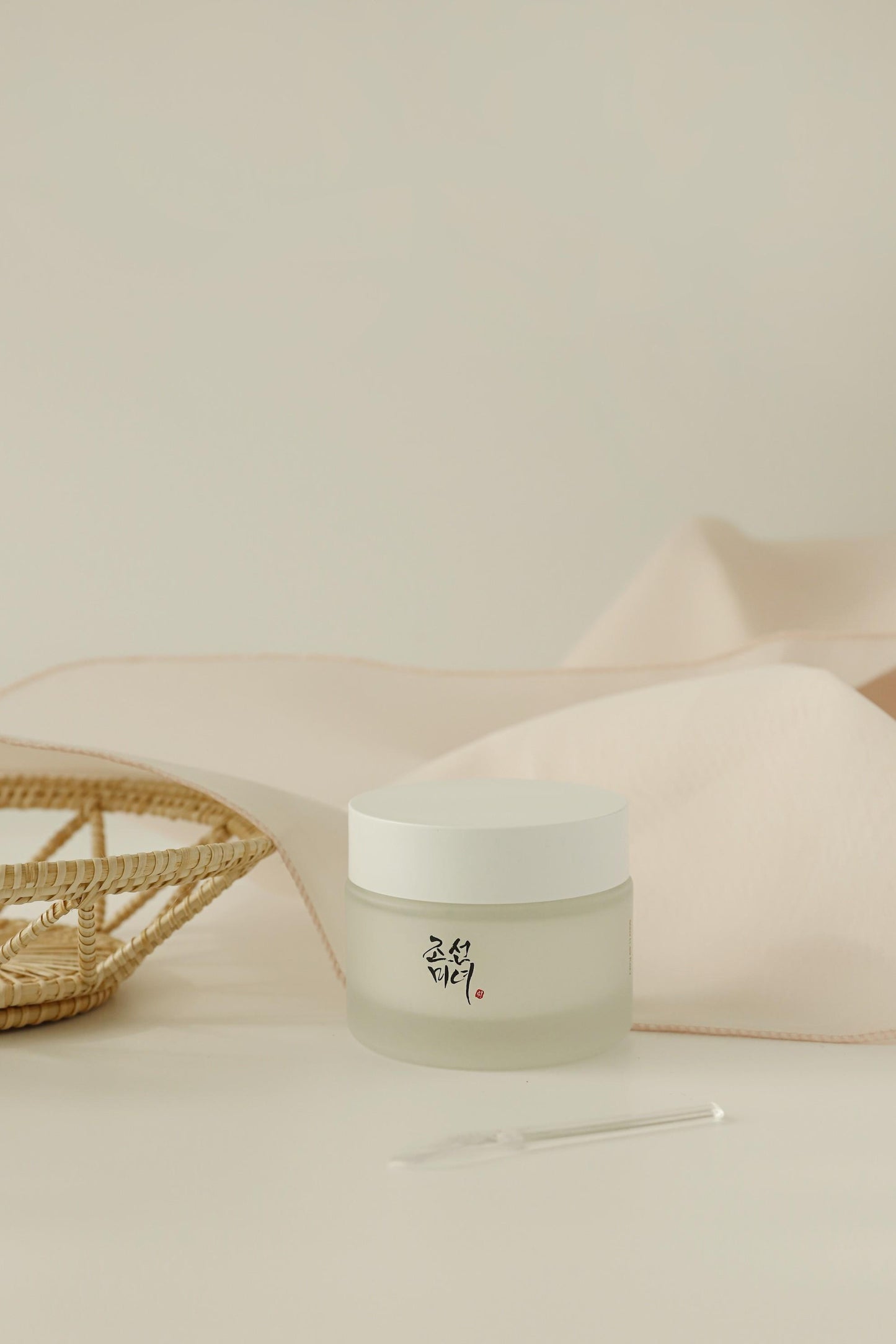 Dynasty Cream