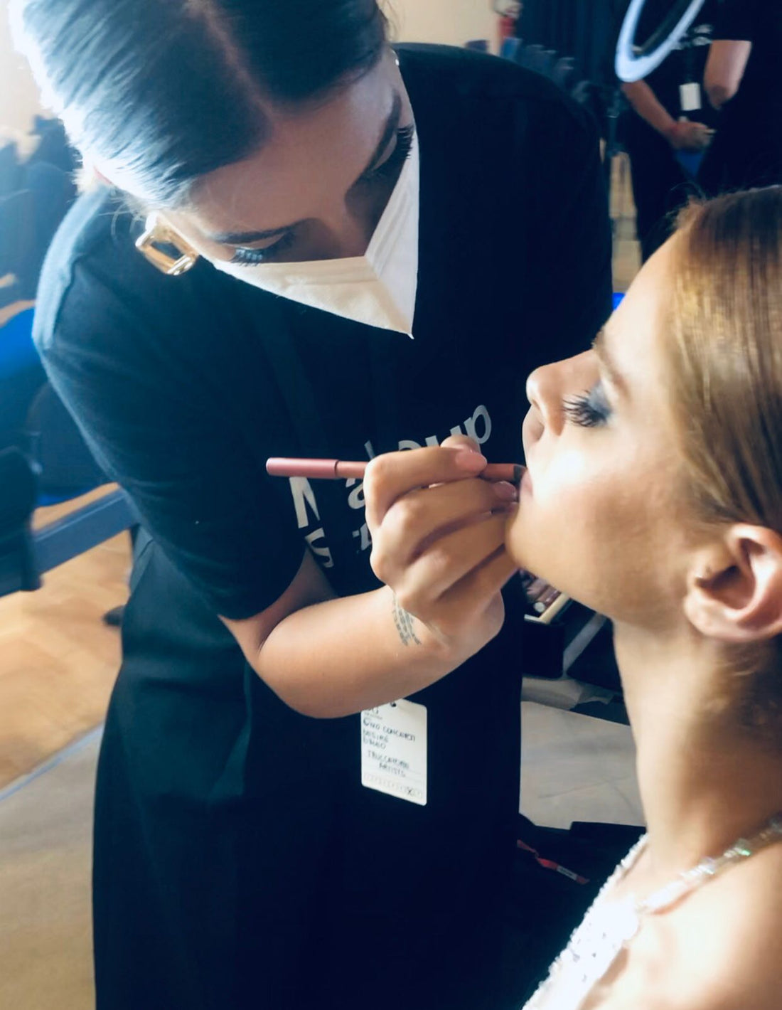 Desi D’Aleo, da Naïma Griffe all’evento di D&G come truccatrice