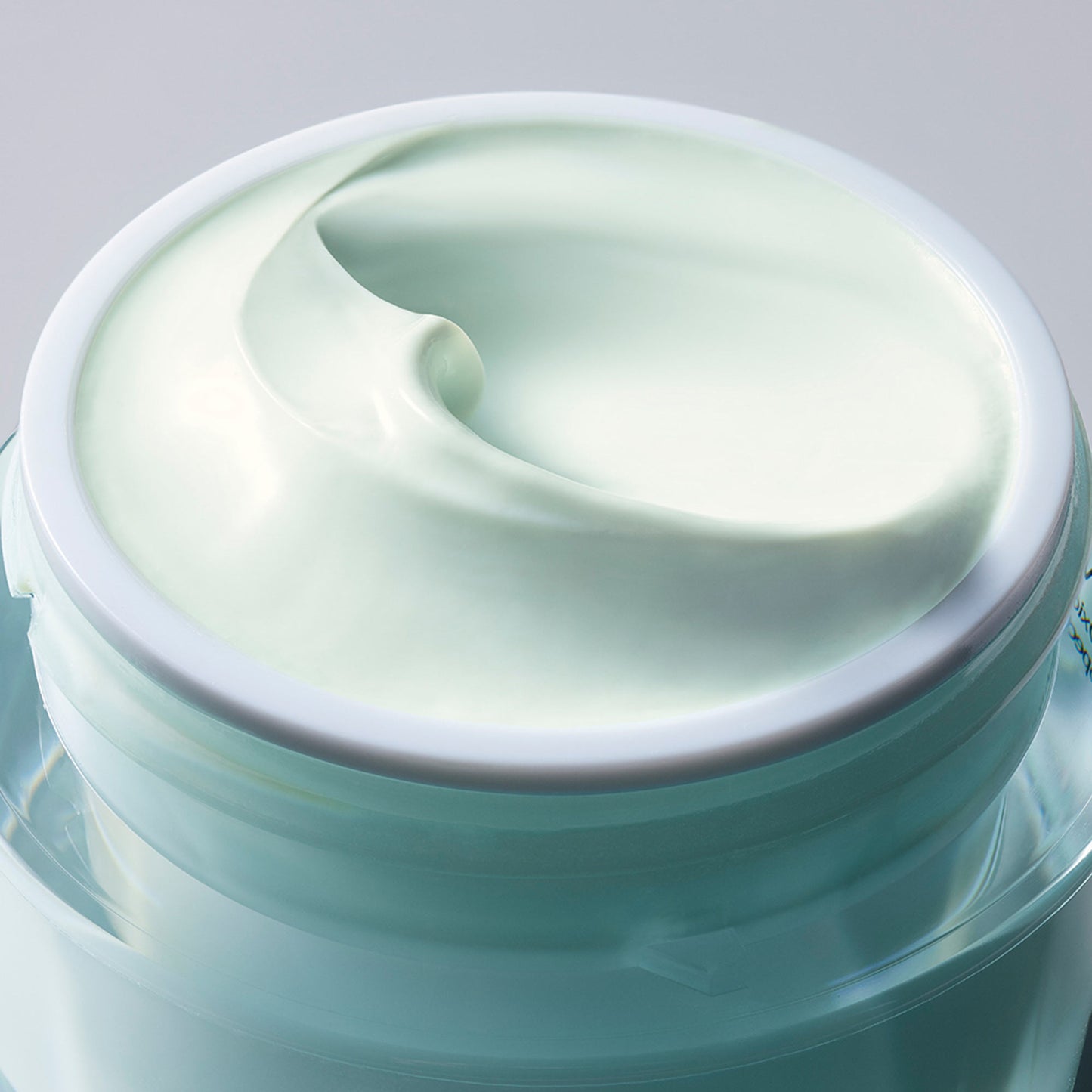 DayWear Moisturizer Multi-Protection Antioxidant 24H-Moisture Cream