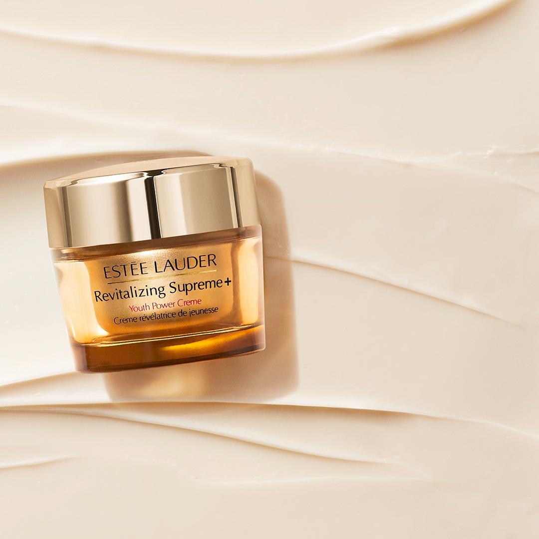 Revitalizing Supreme+ Youth Power Creme