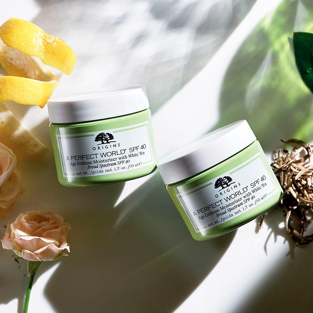 A PERFECT WORLD SPF40 Age-Defense Moisturizer