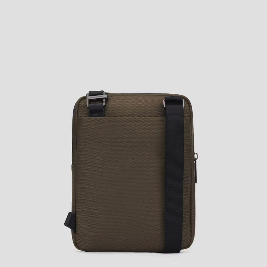 Borsello porta iPad® in tessuto riciclato Brief 2