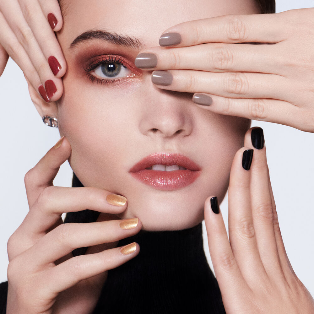 Dior Base Vernis Base curativa protettiva per le unghie