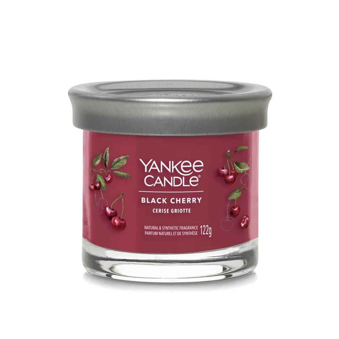 Candles Signature Tumbler Black Cherry