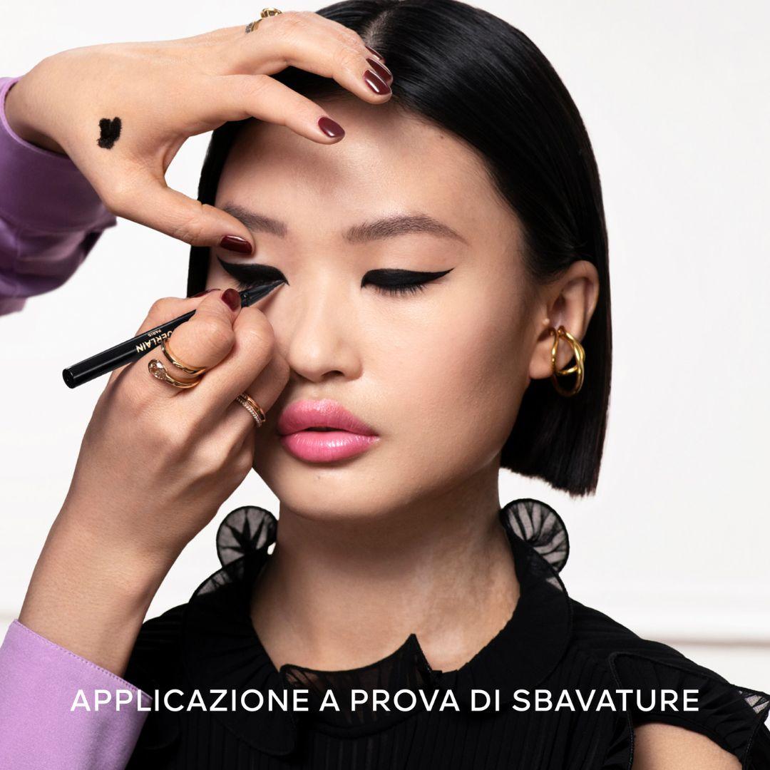 Noir G Graphic Liner 24H