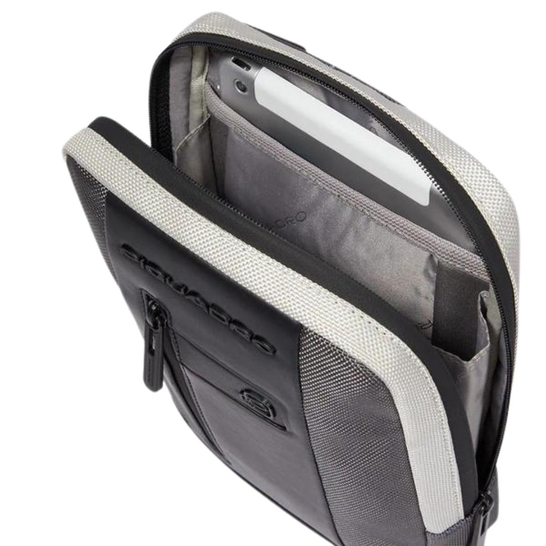 Borsello uomo porta ipad®mini in tessuto riciclato