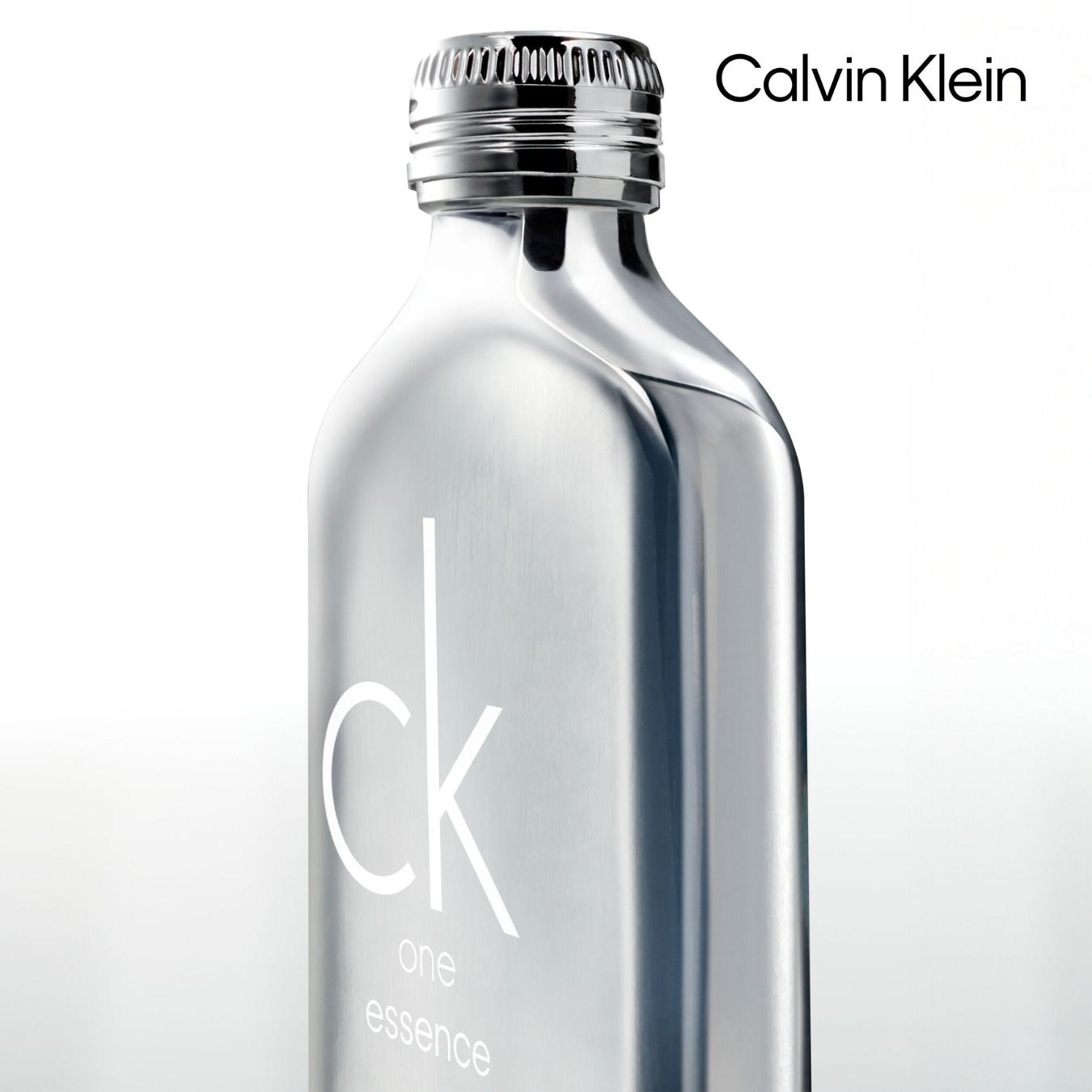 CK One Essence Parfum Intense