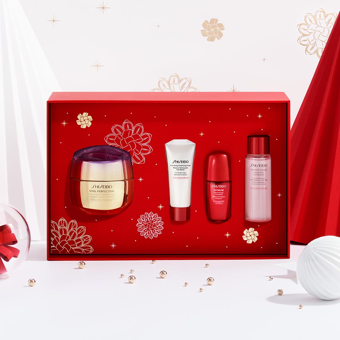 Cofanetto Vital Perfection Supreme Holiday Kit