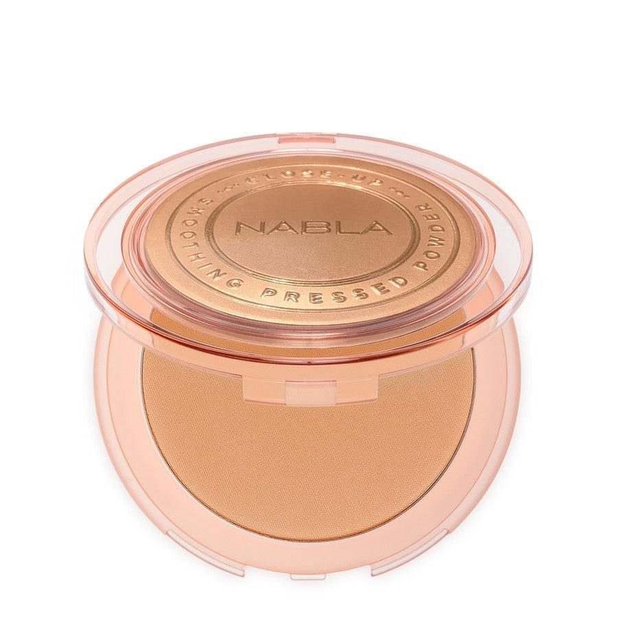 Close-Up Smoothing Pressed Powder