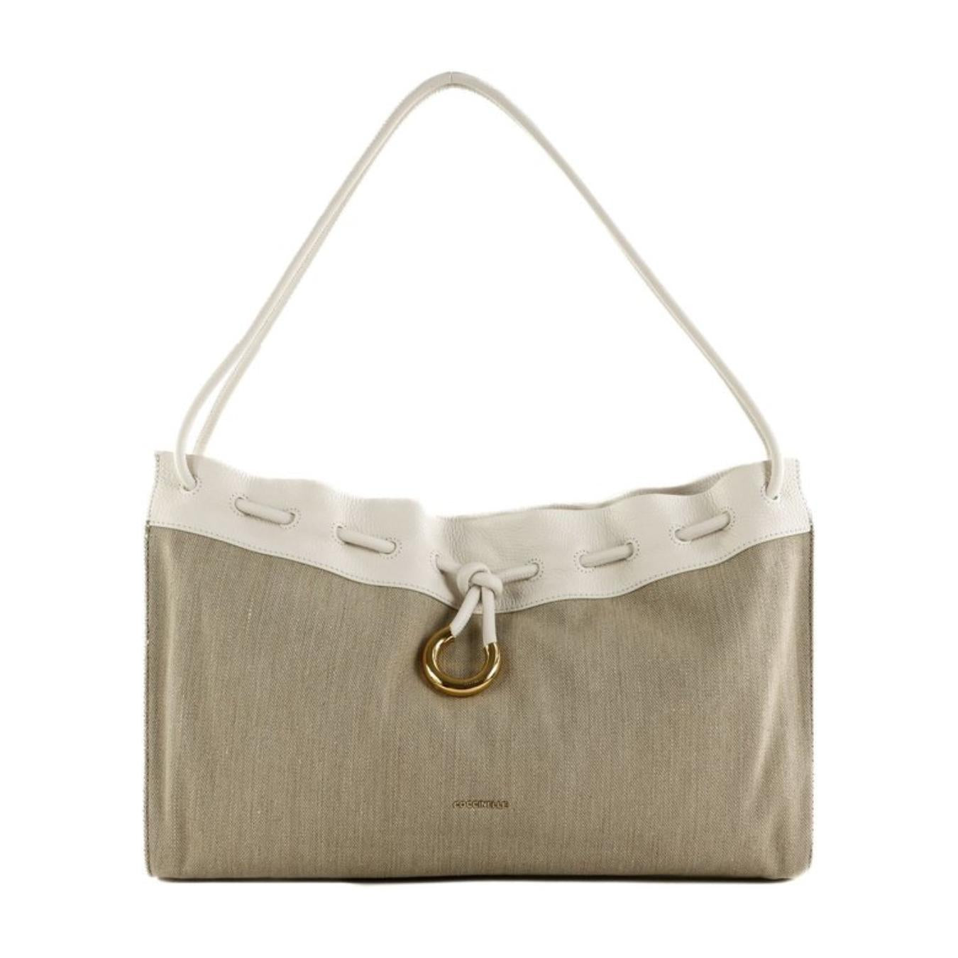 Isabela Borsa a Mano