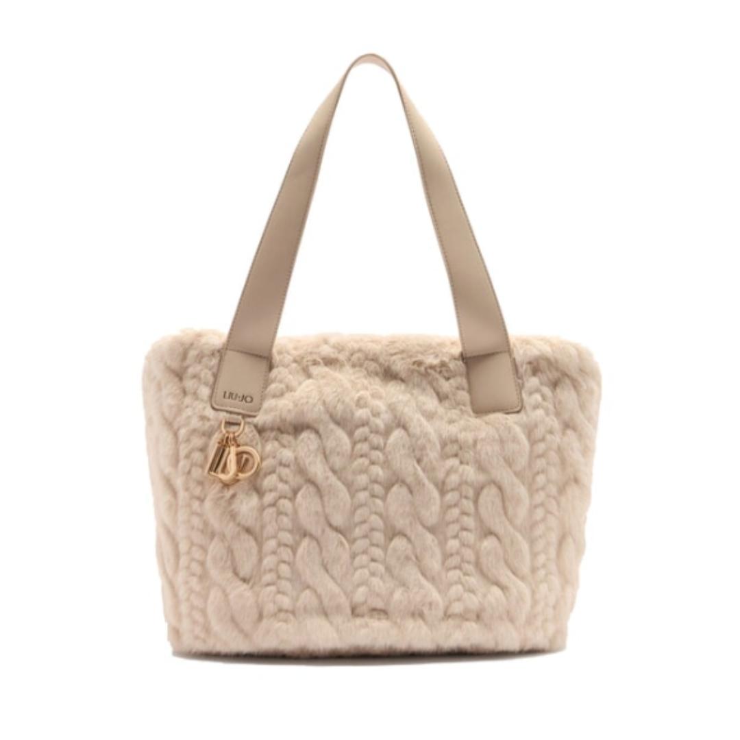 Shopper Verry