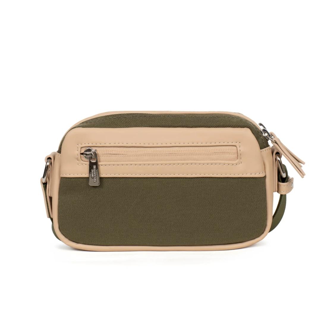 Livia Borsa a Tracolla
