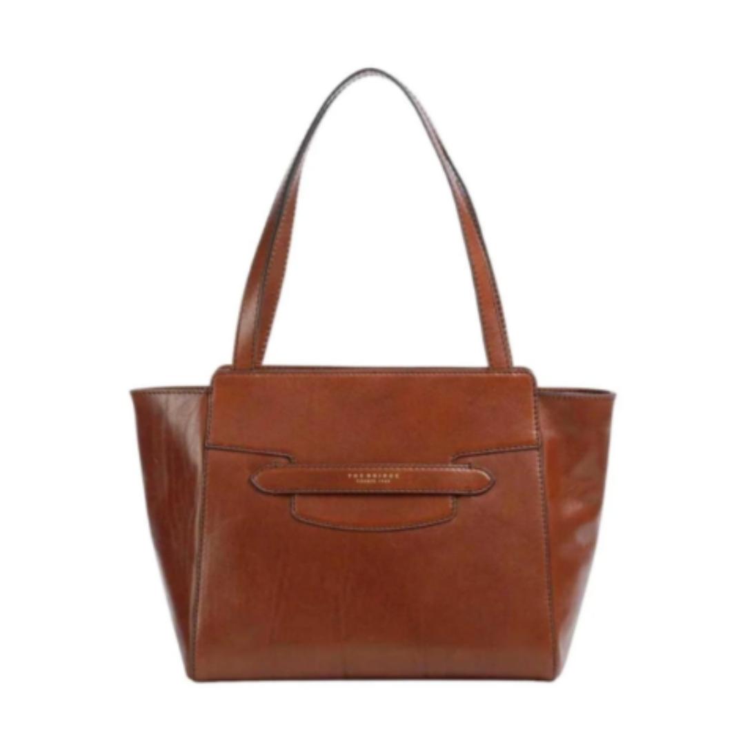 Lucrezia Shopping