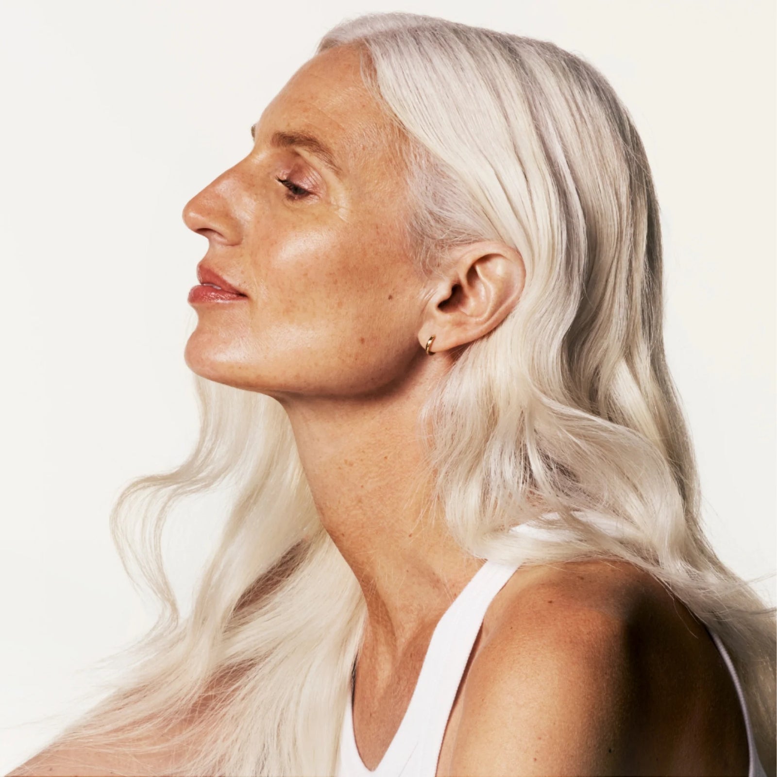 No. 4P Blonde Enhancer Toning Shampoo