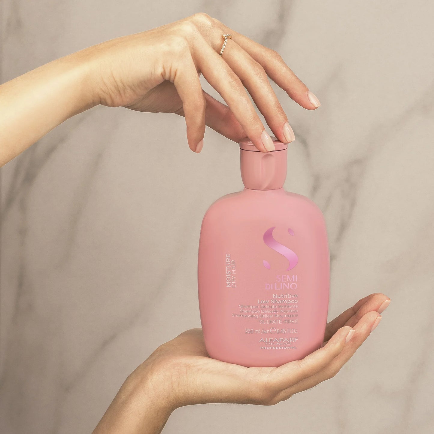 Semi di Lino Moisture Nutritive Low Shampoo