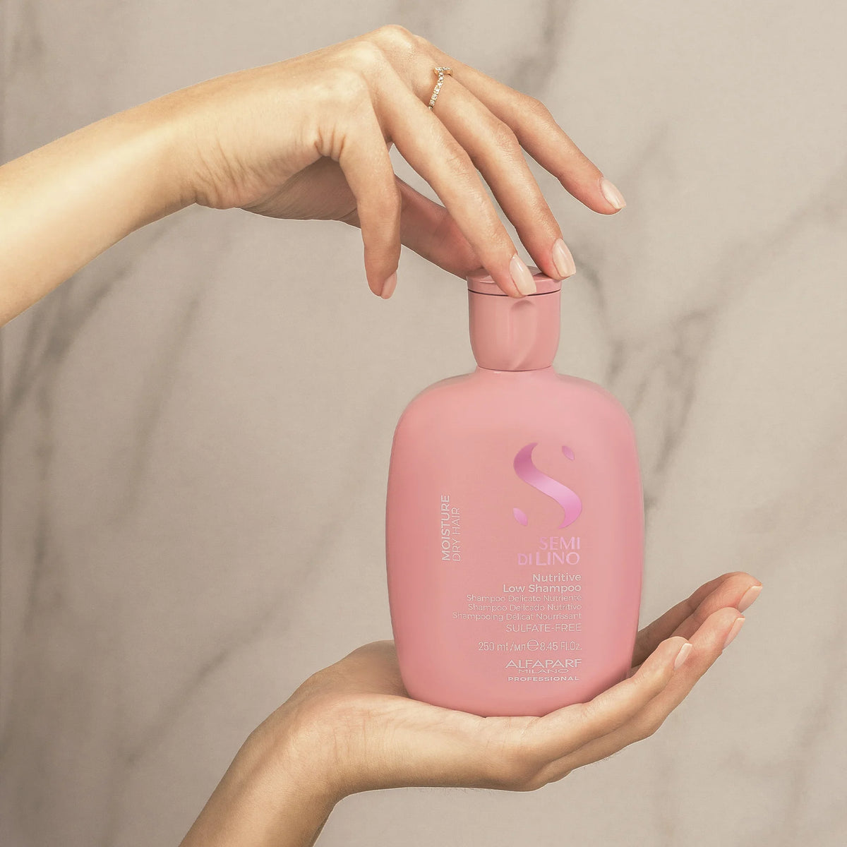 Semi di Lino Moisture Nutritive Low Shampoo
