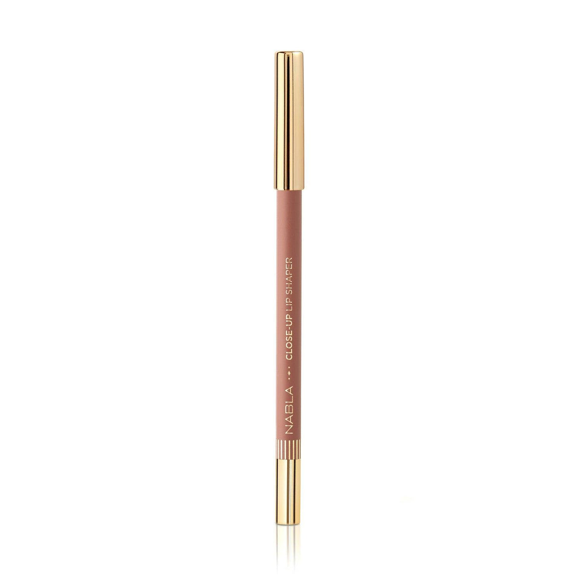 Close-Up Lip Shaper
