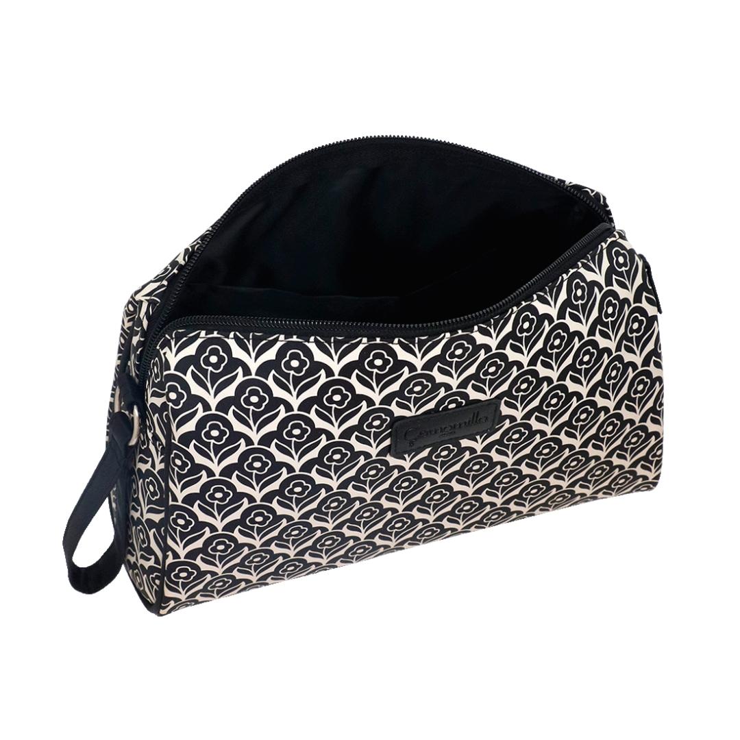 Busta L Black is Back