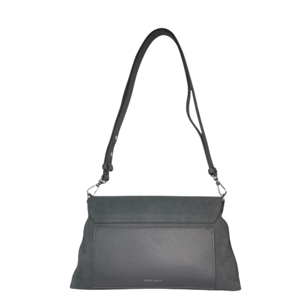 Nikla Medium Suede