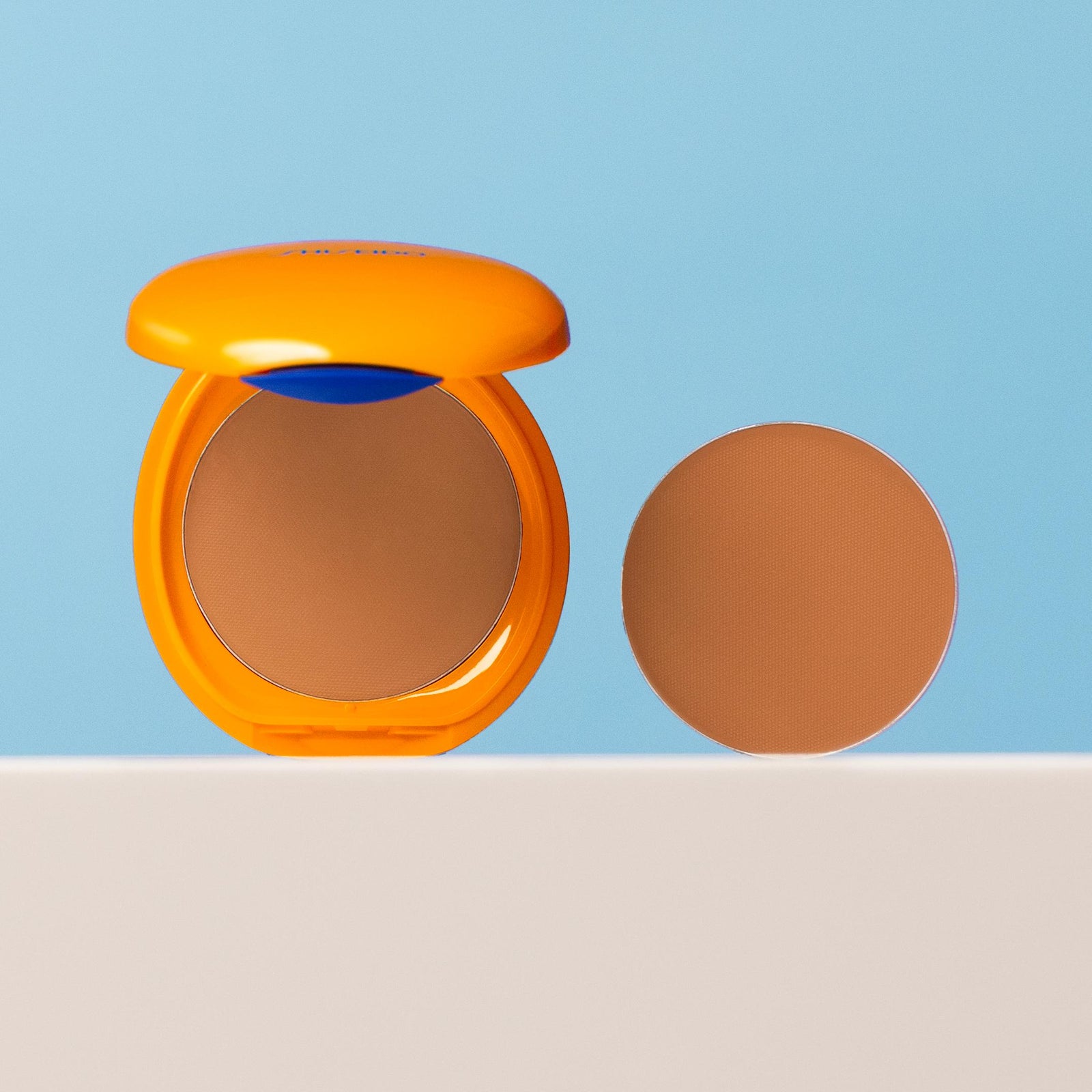 Tanning Compact SPF10