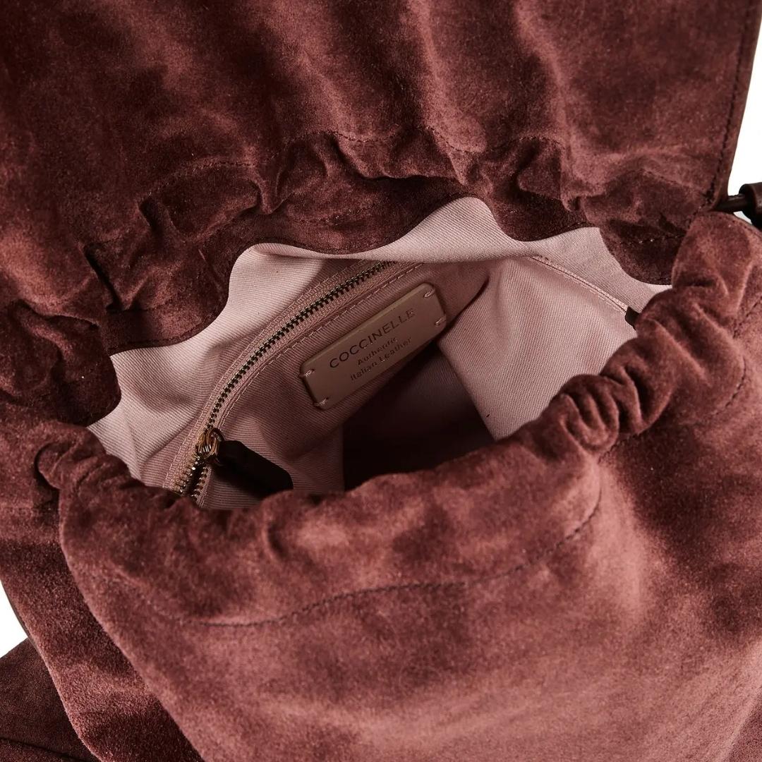 Lidia Suede