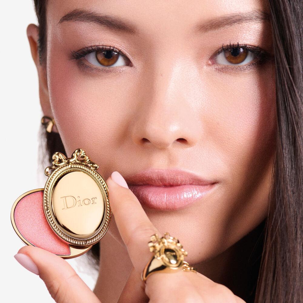 Dior Médaillon – Balsamo labbra idratante 24 ore finish glitterato