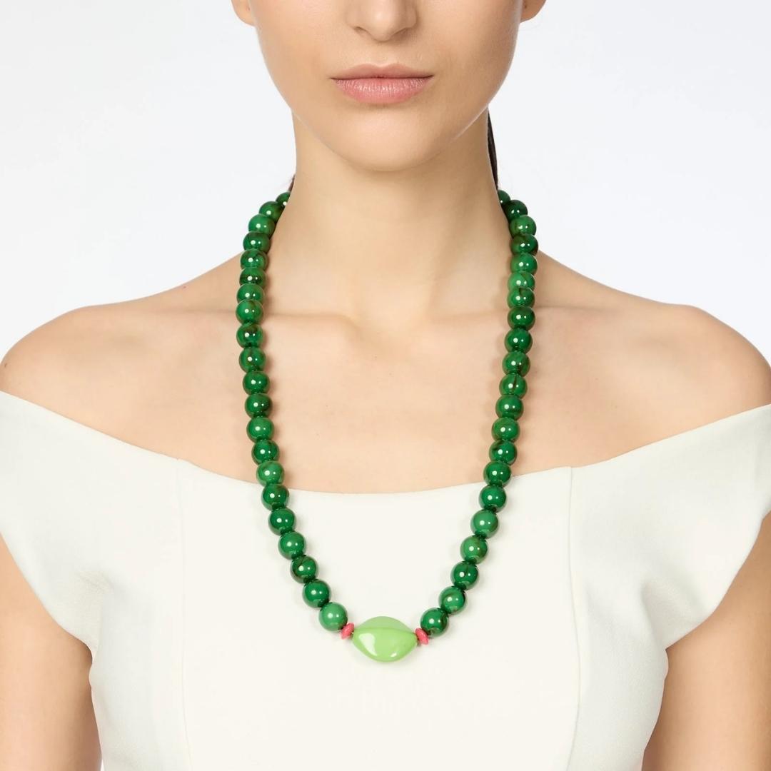 Collana boule ed elemento a quattro lati Apuana