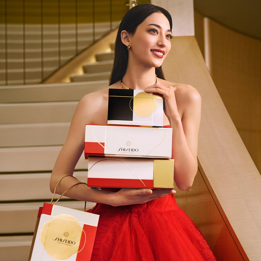 Cofanetto Vital Perfection U&F Advanced Holiday Kit